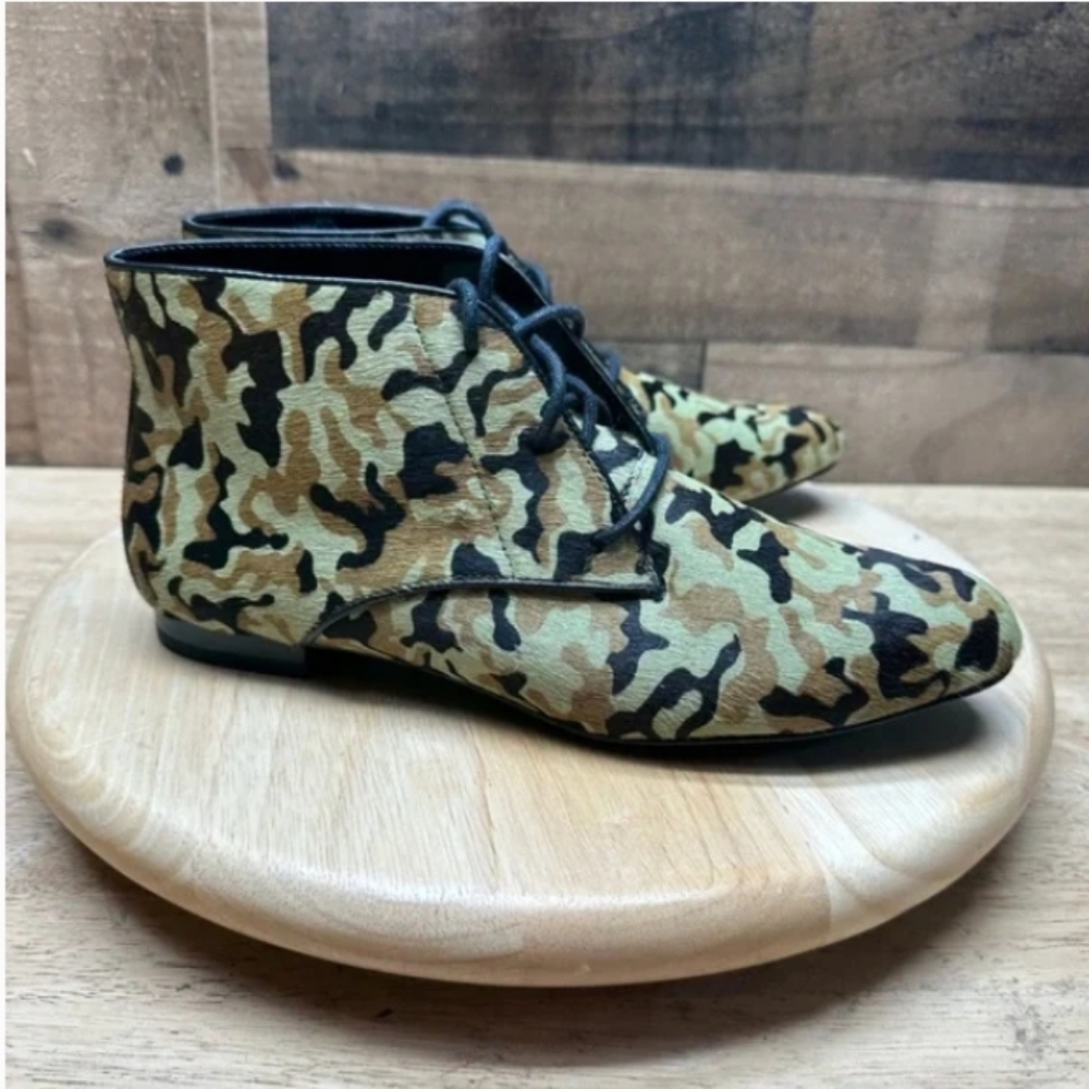 Lace up boots
